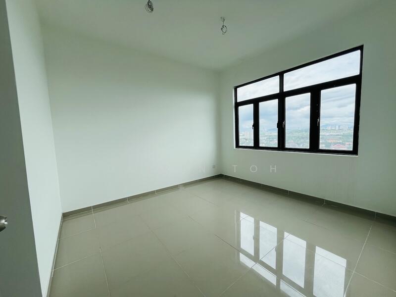 Service Residence for Rent at Serviced Residence @ The Louvre @ Country Heights - Darren Toh - Bedroom - PropertyGuru.com.my