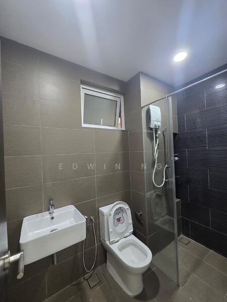 Setia Sky Ville untuk Untuk Disewa - RM 2,500 /bulan, Mac 2026 - Bathroom - PropertyGuru.com.my