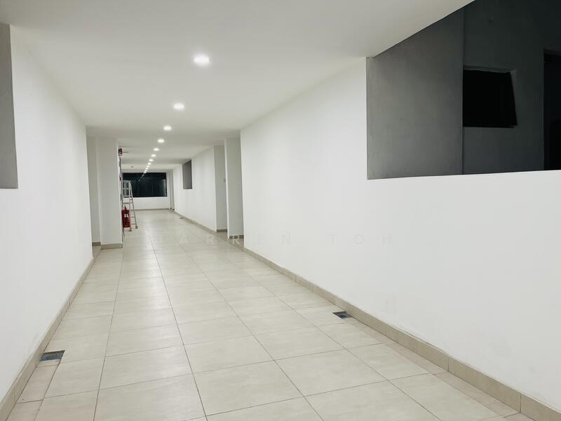Service Residence for Rent at Serviced Residence @ The Louvre @ Country Heights - Darren Toh - Corridor - PropertyGuru.com.my