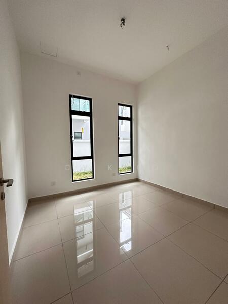 Untuk Dijual - Taman Mount Austin