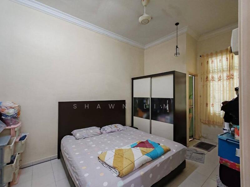 1-storey Terraced House for Sale in Taman Puteri Wangsa (Ulu Tiram) - Shawn Lim - Bedroom - PropertyGuru.com.my