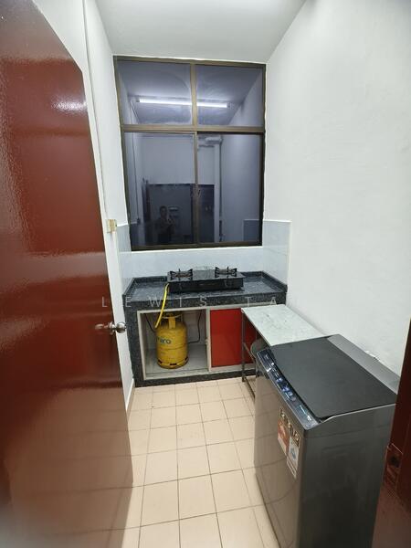 Prima Regency untuk Untuk Disewa - RM 1,900 /bulan, Feb 2026 - Kitchen - PropertyGuru.com.my