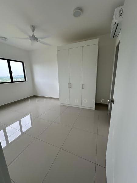 Service Residence for Sale at Duduk Se.Ruang @ Eco Sanctuary - Jeff Chong - Bedroom - PropertyGuru.com.my