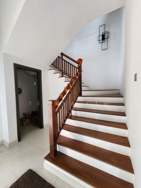 Rumah Banglo untuk Dijual di Bandar Kinrara (Selangor) - Teresa Law - Entrance - PropertyGuru.com.my