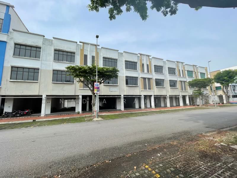 Shop / Office for Sale in Bandar Baru Sungai Buloh (Sungai Buloh) - Nadia Rahim - Exterior - PropertyGuru.com.my
