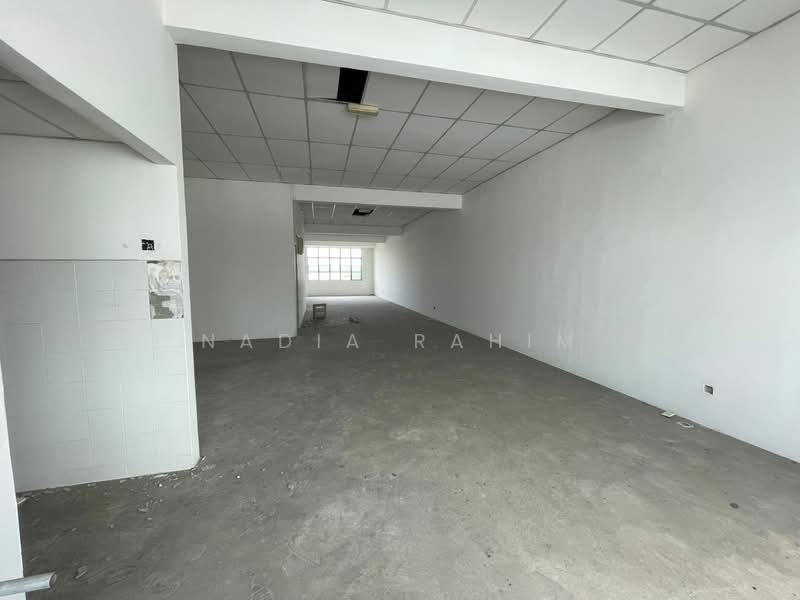 Shop / Office for Sale in Bandar Baru Sungai Buloh (Sungai Buloh) - Nadia Rahim - Interior - PropertyGuru.com.my