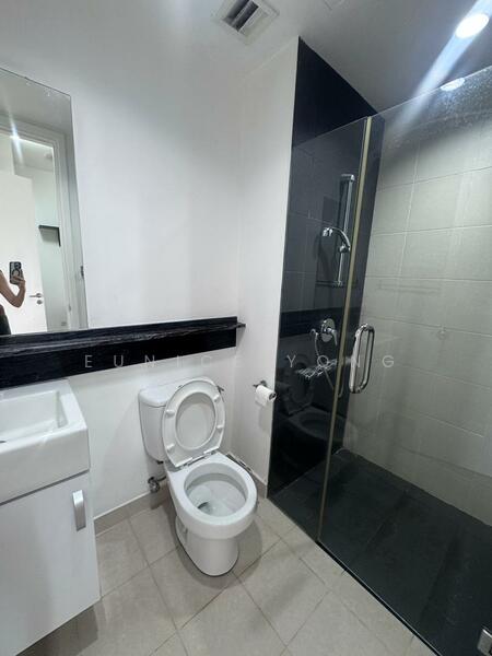 Untuk Disewa - Five Stones