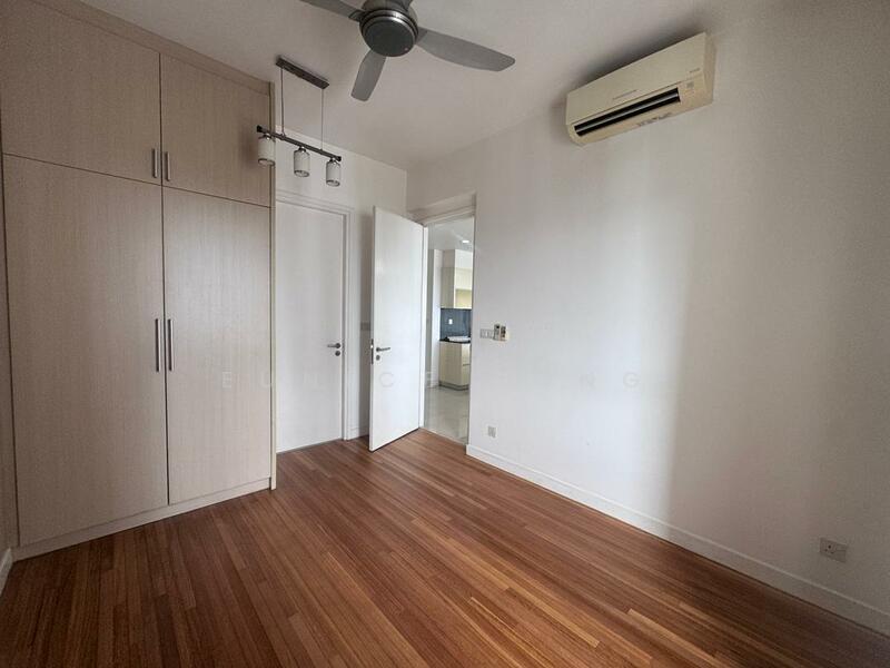 Untuk Disewa - Five Stones