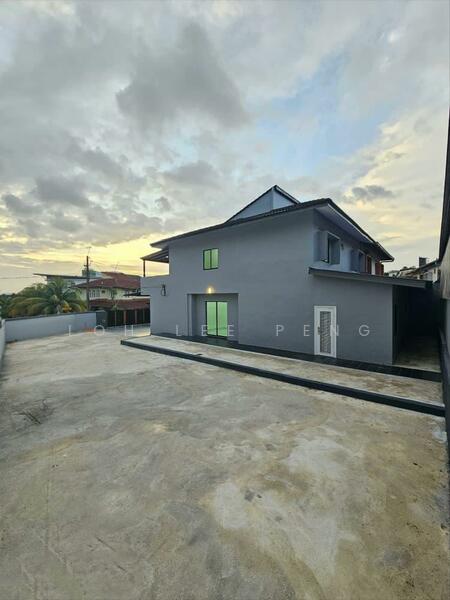 For Sale - Taman Johor Jaya