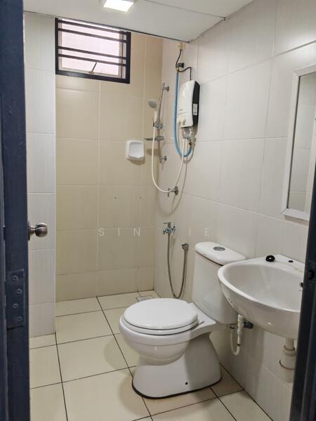 For Rent - The Pines Residence