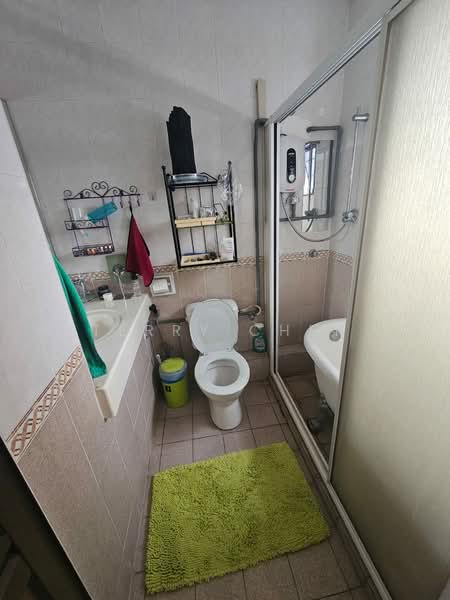 2-storey Terraced House for Sale in Bandar Damai Perdana (Cheras) - Terry Chen - Bathroom - PropertyGuru.com.my