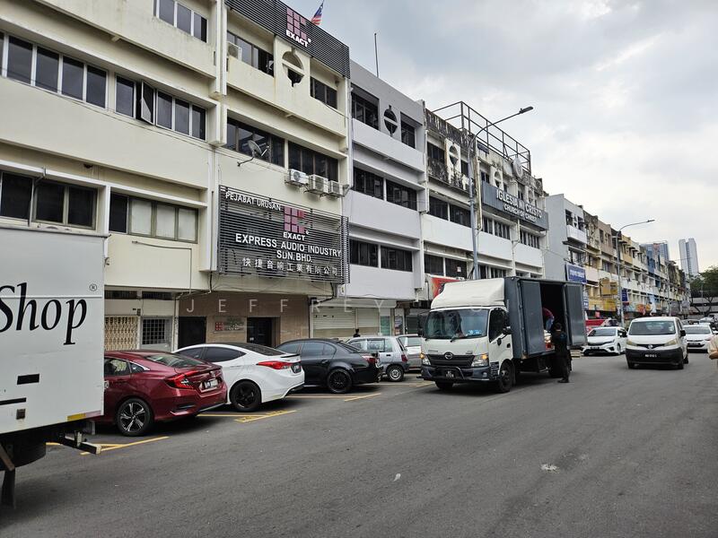 Shop for Sale in Taman Maluri (Cheras) - Jeffrey Ooi - Exterior - PropertyGuru.com.my