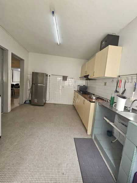 Rumah Teres 2 Tingkat untuk Dijual di SS 21, Damansara Utama (Petaling Jaya) - Bryan Wong - Kitchen - PropertyGuru.com.my