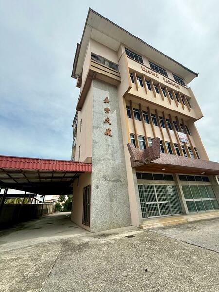 Shop for Sale in Kuching (Sarawak) - Sherene Kok - Exterior - PropertyGuru.com.my