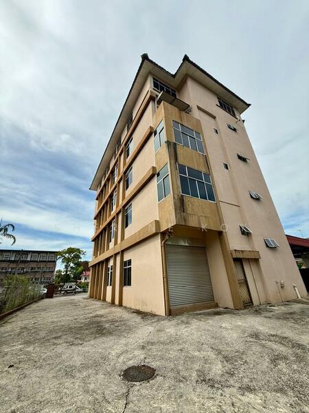 Shop for Sale in Kuching (Sarawak) - Sherene Kok - Exterior - PropertyGuru.com.my