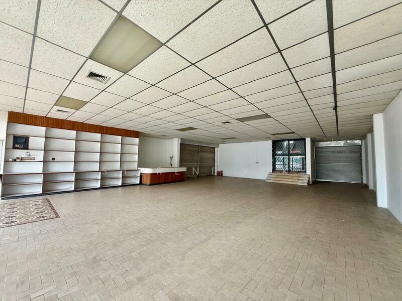Shop for Sale in Kuching (Sarawak) - Sherene Kok - Interior - PropertyGuru.com.my