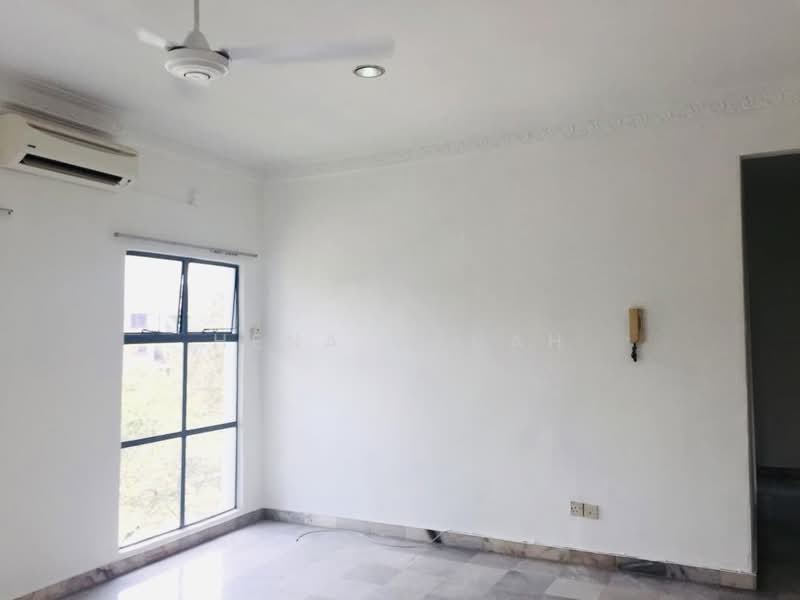 Condominium for Sale at Tiara Damansara - Hena Chuah - Living Room - PropertyGuru.com.my