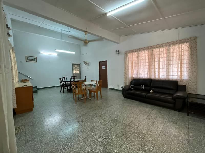 Rumah Banglo untuk Dijual di Bukit Baru (Melaka) - Fiona Woon - Living Room - PropertyGuru.com.my