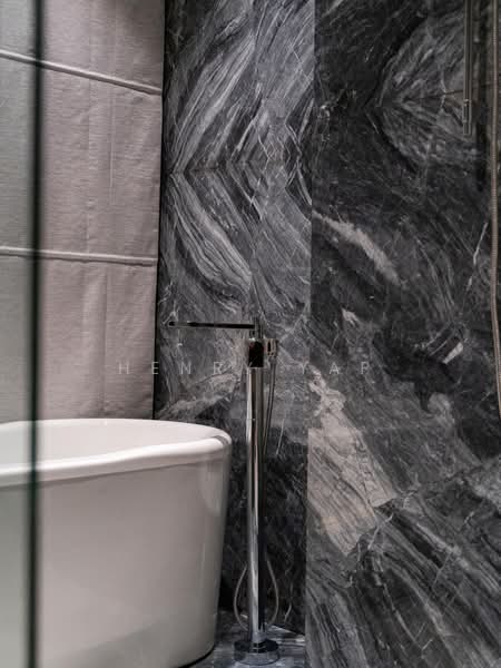 Servis Apartment untuk Dijual di Orion Residence Bukit Bintang - Henry Yap - Bathroom - PropertyGuru.com.my