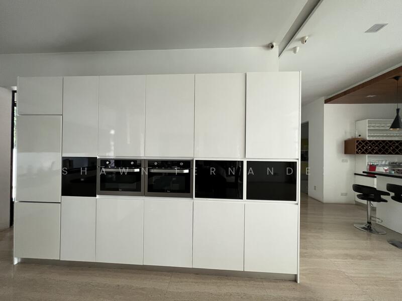 Modern, built-in kitchen