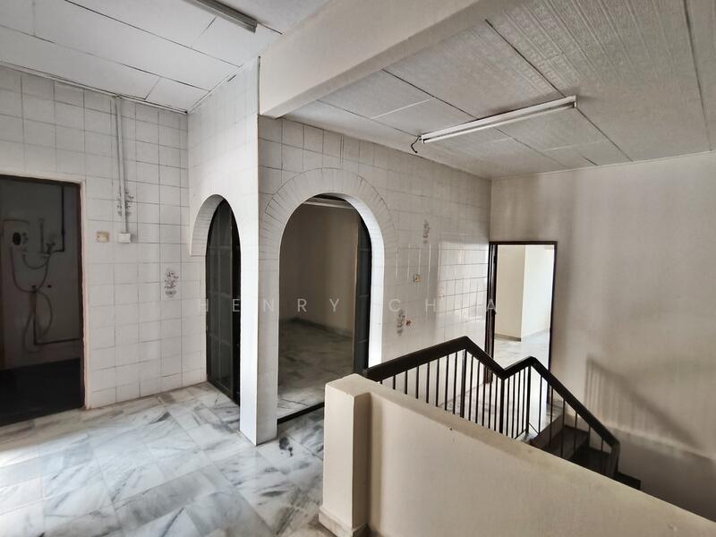 Rumah Teres untuk Dijual di Taman Desa Aman (Cheras) - Gladys Wong - Corridor - PropertyGuru.com.my