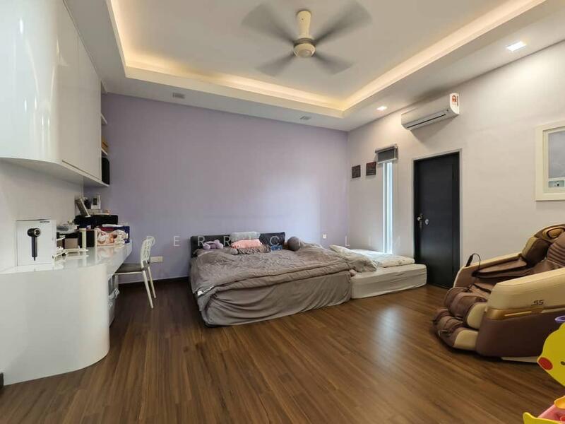 For Sale - Taman Ehsan Jaya