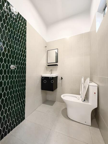 Taman Puchong Utama 9 PU9 untuk Untuk Dijual - RM 675,000, Mac 2026 - Bathroom - PropertyGuru.com.my