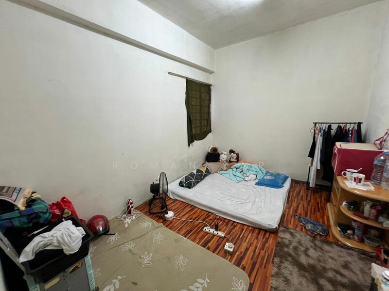 Pangsapuri untuk Dijual di Taman Mastiara - Roman Yap - Bedroom - PropertyGuru.com.my