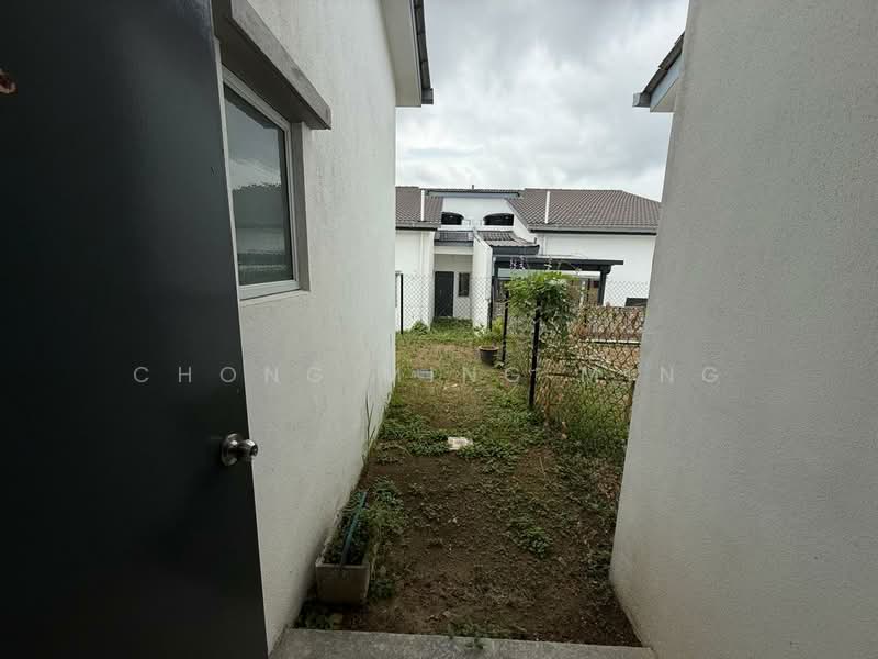 Semi-Detached House for Sale in Seremban (Negeri Sembilan) - Chong Ming Ming - Exterior - PropertyGuru.com.my