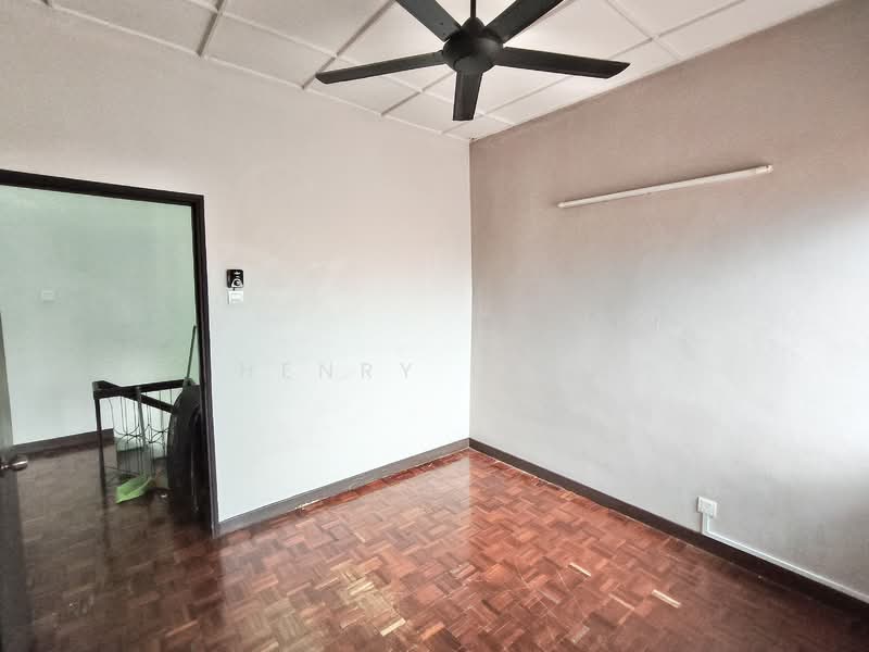 Rumah Teres untuk Dijual di Taman Mutiara Barat (Cheras) - Henry Chia - PropertyGuru.com.my