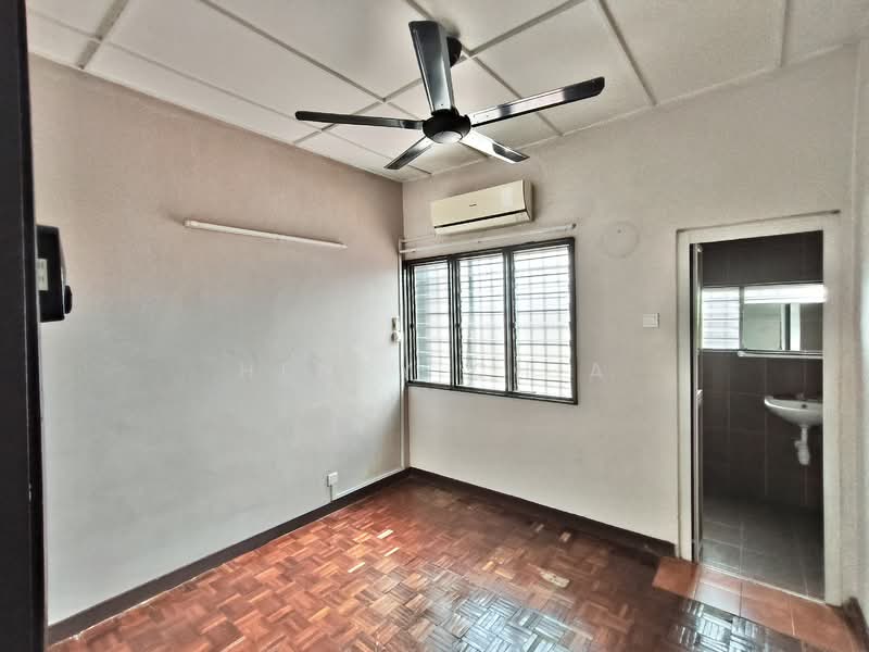 Rumah Teres untuk Dijual di Taman Mutiara Barat (Cheras) - Henry Chia - PropertyGuru.com.my
