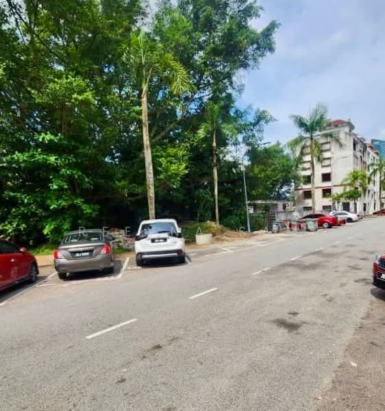 Shop for Rent in Johor Bahru (Johor) - Reeyna Sam - Exterior - PropertyGuru.com.my