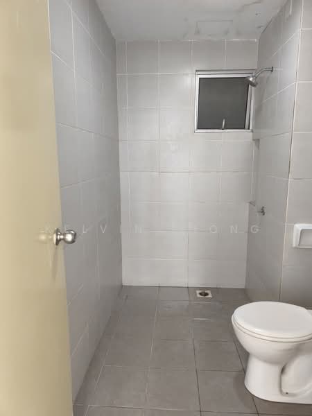 Pangsapuri untuk Dijual di Karisma @ Eco Majestic - Kelvin Thong - Bathroom - PropertyGuru.com.my