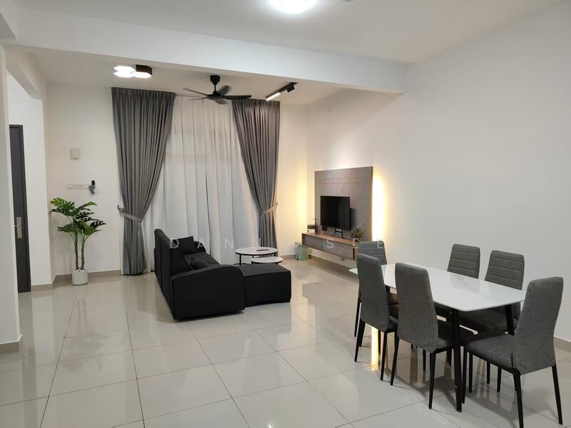 Austin Duta Double Storey Terrace House untuk Untuk Disewa - RM 2,900 /bulan, Mac 2026 - Living Room - PropertyGuru.com.my