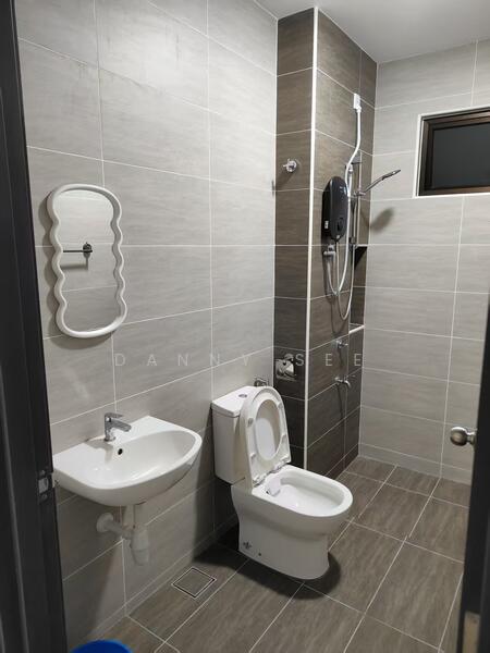 Austin Duta Double Storey Terrace House untuk Untuk Disewa - RM 2,900 /bulan, Mac 2026 - Bathroom - PropertyGuru.com.my