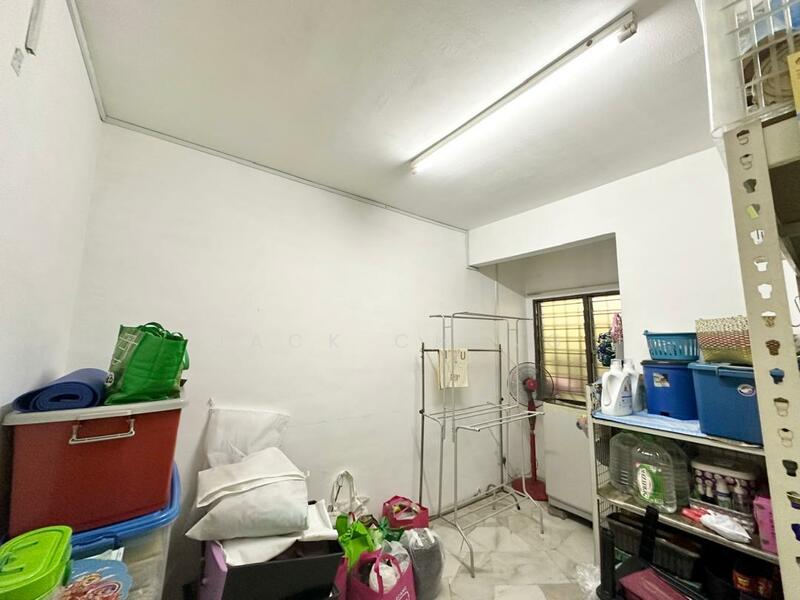 Bandar Country Homes, Desa 4, Rawang untuk Untuk Dijual - RM 350,000, Mac 2026 - Storage - PropertyGuru.com.my