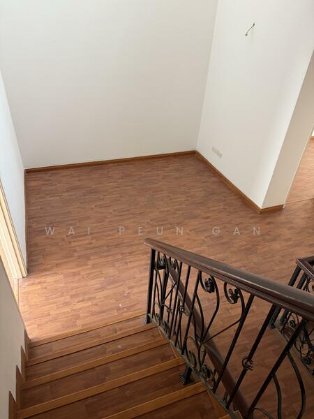 3-storey Terraced House for Sale in Shah Alam (Selangor) - Wai Peun Gan - Entrance - PropertyGuru.com.my