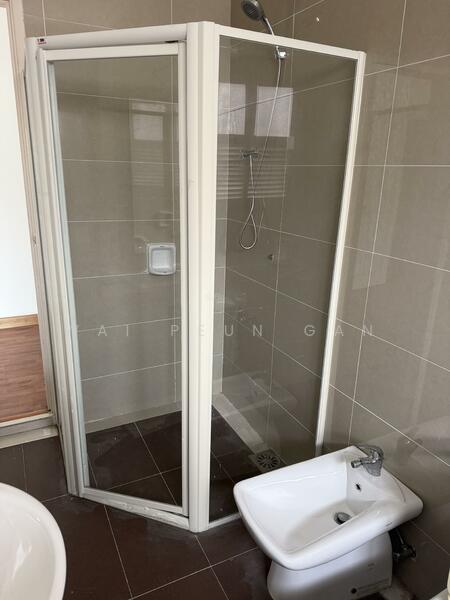 3-storey Terraced House for Sale in Shah Alam (Selangor) - Wai Peun Gan - Bathroom - PropertyGuru.com.my