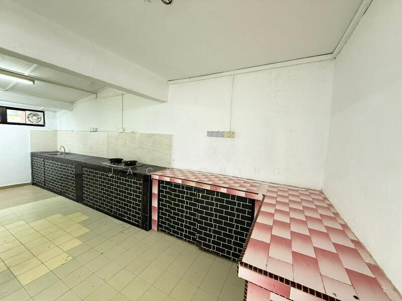 Untuk Dijual - Bukit Tiram