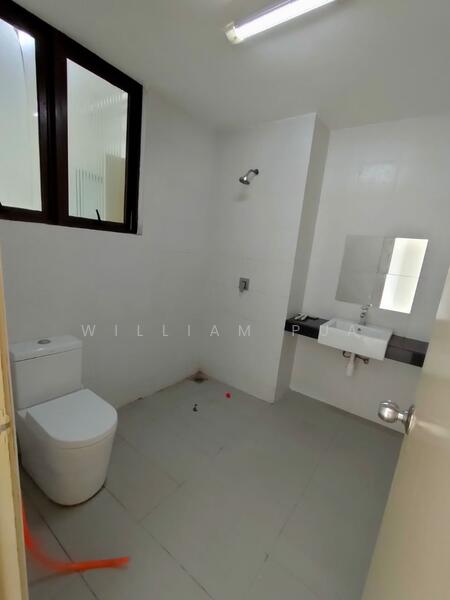 Kondominium untuk Dijual di Serin Residency - William Pua - Bathroom - PropertyGuru.com.my