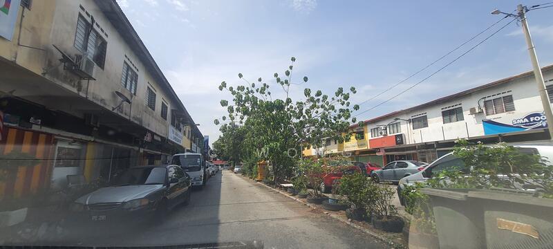 Shop for Rent in Taman Ehsan (Kepong) - FC Wong - Exterior - PropertyGuru.com.my