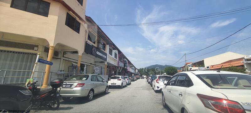 Shop for Rent in Taman Ehsan (Kepong) - FC Wong - Exterior - PropertyGuru.com.my