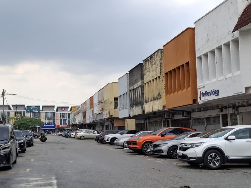 Shop for Rent in Taman Ehsan (Kepong) - FC Wong - Exterior - PropertyGuru.com.my