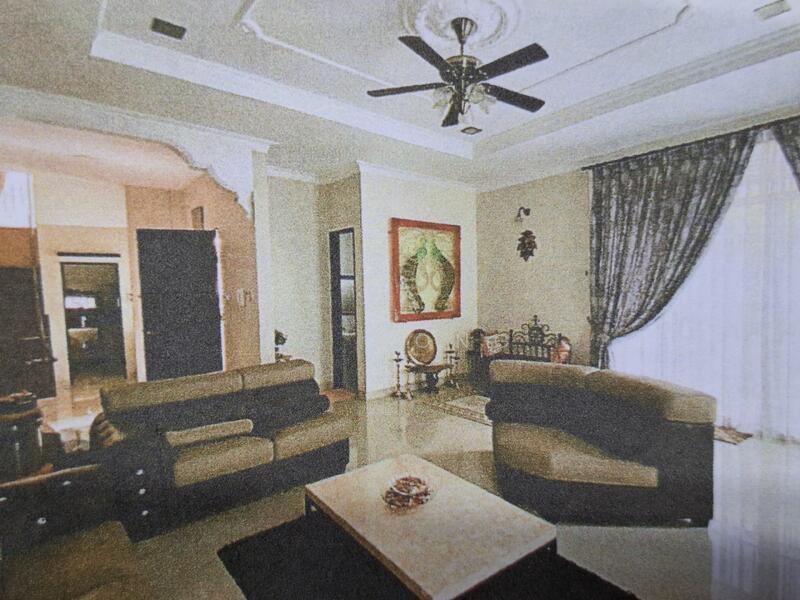 Bungalow House untuk Dijual di Taman Yarl (Jalan Klang Lama (Old Klang Road)) - FC Wong - Living Room - PropertyGuru.com.my