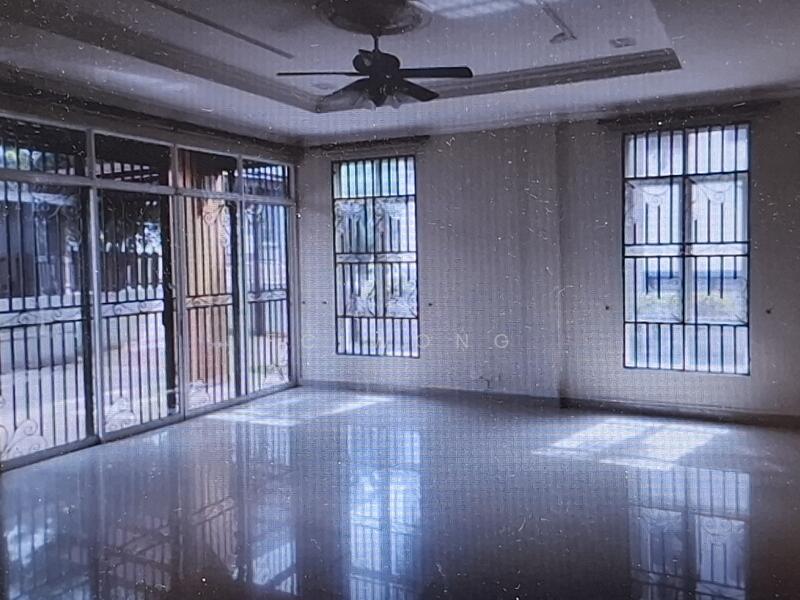 Bungalow House untuk Dijual di Taman Yarl (Jalan Klang Lama (Old Klang Road)) - FC Wong - Living Room - PropertyGuru.com.my