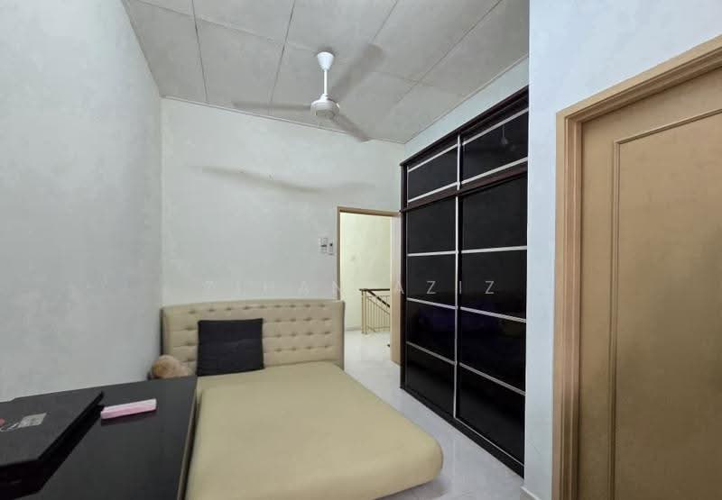 2-storey Terraced House for Sale in Puchong (Selangor) - Zihan Aziz - Bedroom - PropertyGuru.com.my