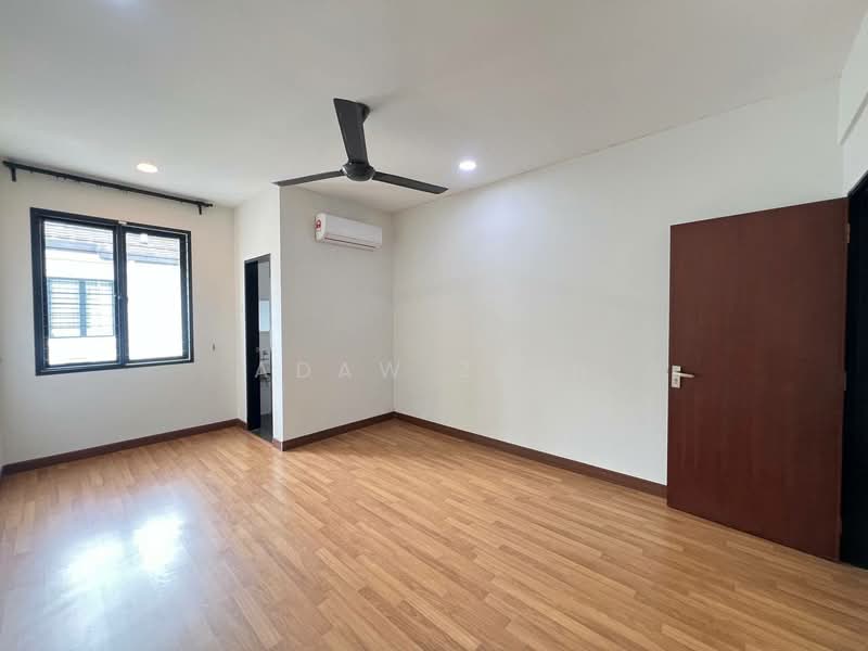 Saffron Hills Denai Alam untuk Untuk Disewa - RM 2,600 /bulan, Apr 2026 - Interior - PropertyGuru.com.my