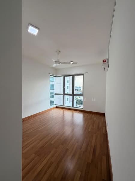 Service Residence for Sale at Garden @ One South - Janet Au - PropertyGuru.com.my