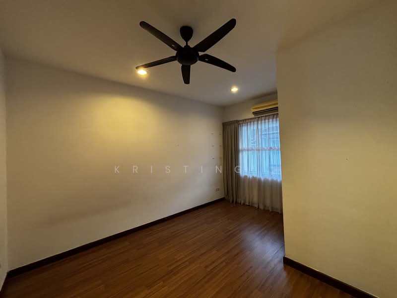 Untuk Disewa - Jalan PJU 7/30 Mutiara Damansara Petaling Jaya