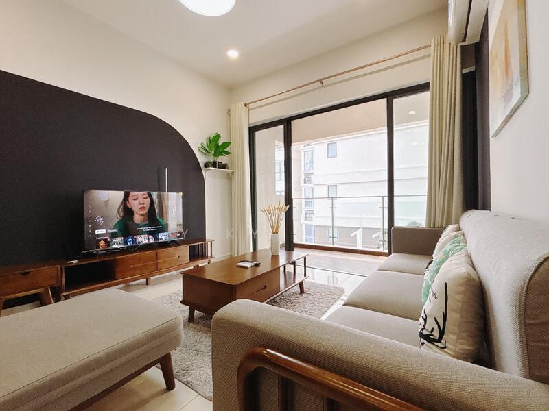 Condominium for Sale at Royal Strand @ Country Garden Danga Bay - Yiky Lim - Living Room - PropertyGuru.com.my